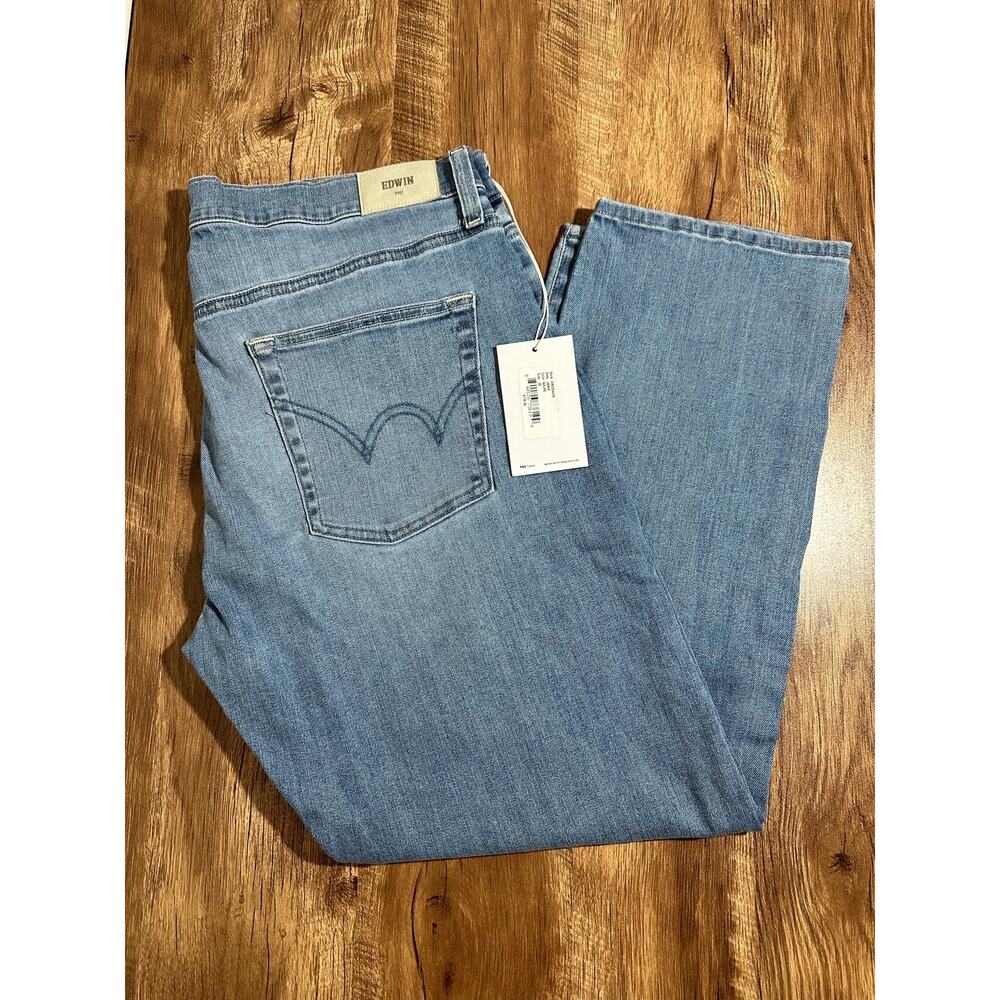 NWT $178 Edwin Jeans -Jamie Style-Color Azure-Size 32